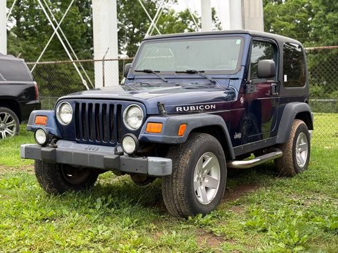 Used 2004 Jeep Wrangler Rubicon w/ Dual Top Group AWD/4WD image 25