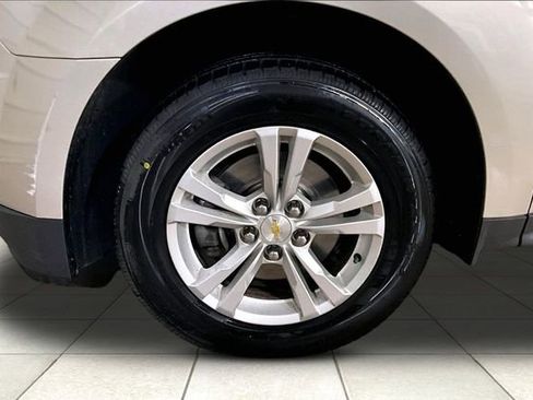 Used 2015 Chevrolet Equinox LT w/ Driver Convenience Package FWD image 9