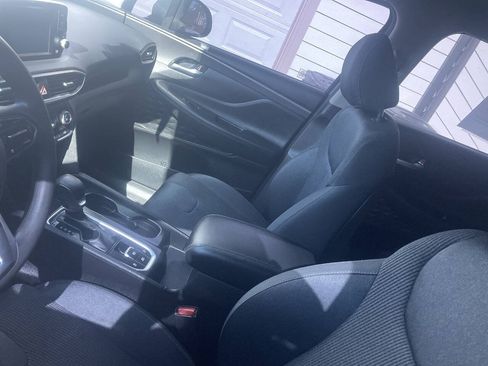 Used 2019 Hyundai Santa Fe SE AWD/4WD image 5