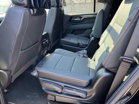 New 2026 GMC Yukon AT4 w/ AT4 Premium Plus Package image 11