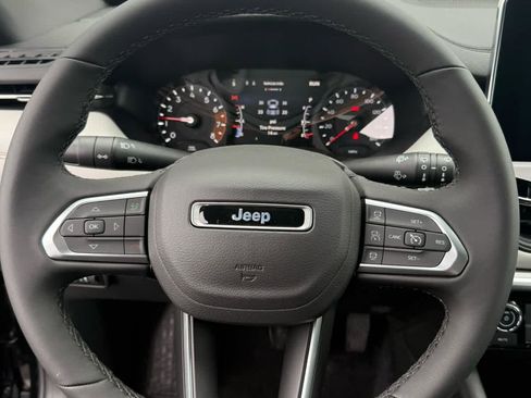 New 2026 Jeep Compass Limited image 12