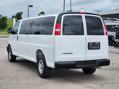 Certified 2025 Chevrolet Express 3500 LS RWD image 7