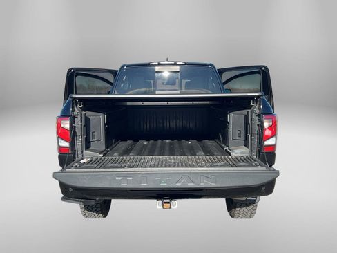Used 2024 Nissan Titan Platinum Reserve w/ Moonroof Package AWD/4WD image 43