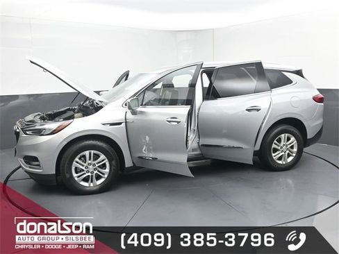 Used 2019 Buick Enclave Essence image 25