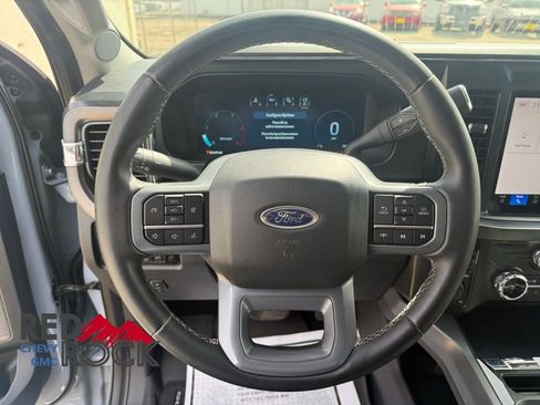 Used 2025 Ford F350 Lariat w/ Chrome Package AWD/4WD image 15
