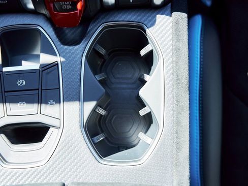 Used 2024 Lamborghini Urus Performante image 78