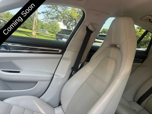 Used 2018 Porsche Panamera 4 AWD/4WD image 14