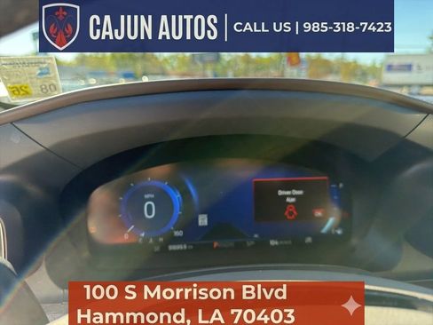 Used 2021 Ford Explorer Platinum w/ Equipment Group 601A AWD/4WD image 17