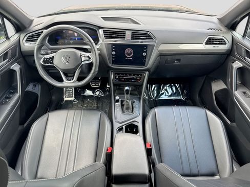 Used 2024 Volkswagen Tiguan SE R-Line FWD image 21
