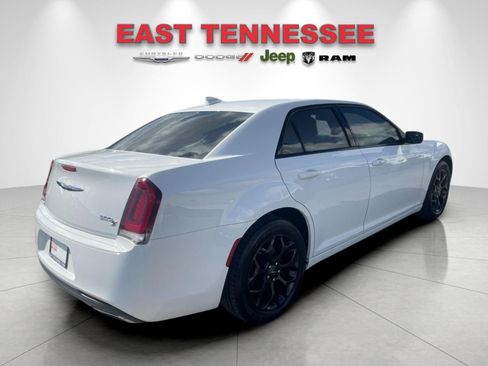 Used 2019 Chrysler 300 S image 3