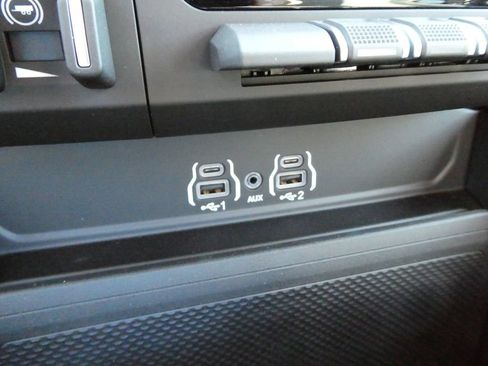 New 2026 RAM 2500 Big Horn AWD/4WD image 23