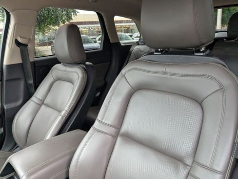 Used 2023 Lincoln Corsair FWD w/ Equipment Group 101A image 12