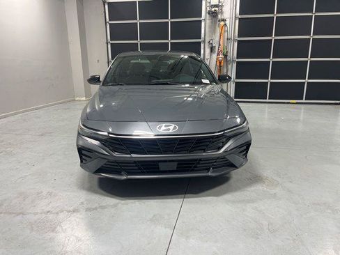 New 2026 Hyundai Elantra SEL Sport Premium FWD image 2