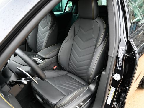 New 2026 Maserati Grecale Modena image 13