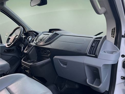 Used 2015 Ford Transit 150 Base image 12