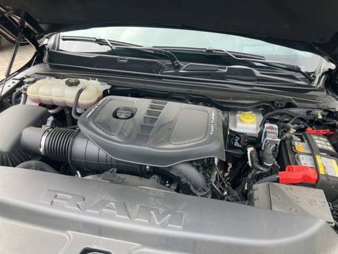 Used 2025 RAM 1500 Limited AWD/4WD image 38