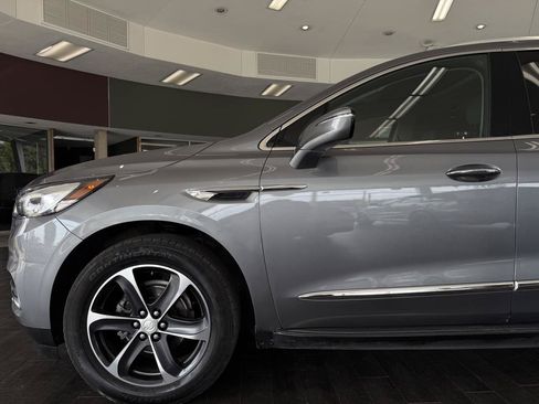 Used 2021 Buick Enclave Essence w/ LPO, Touring Package AWD/4WD image 15