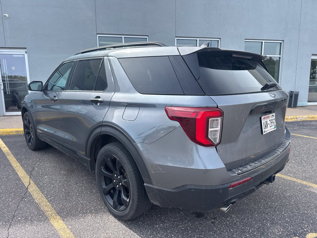 Used 2024 Ford Explorer ST-Line w/ Class IV Trailer Tow Package AWD/4WD image 5