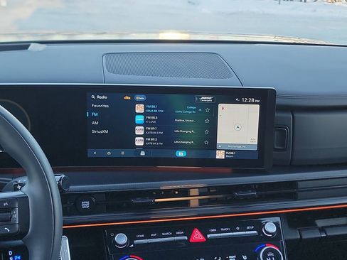 Used 2024 Hyundai Santa Fe Calligraphy image 16