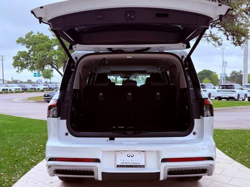New 2026 INFINITI QX80 Luxe w/ Cargo Package AWD/4WD image 34