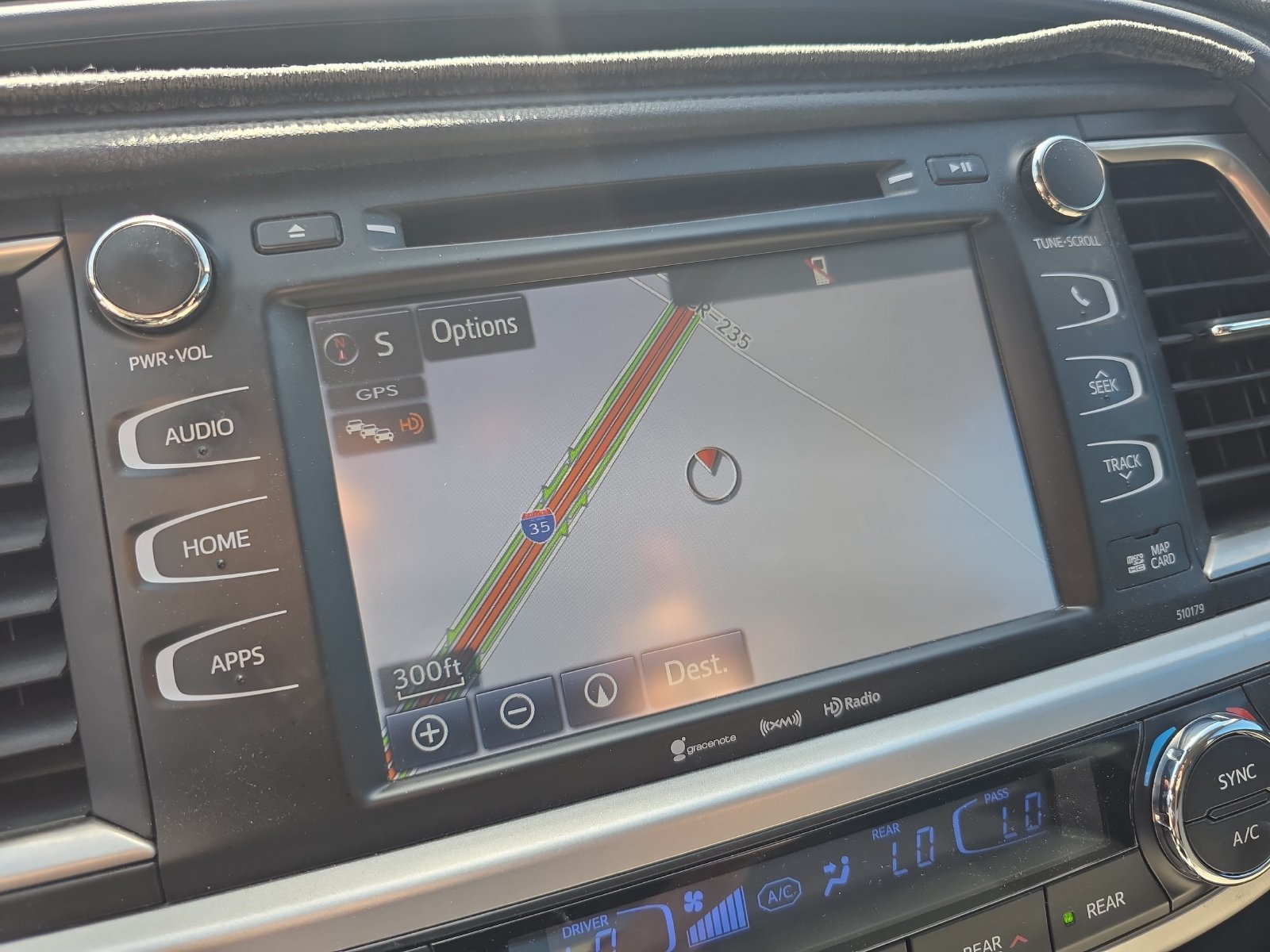 Used 2017 Toyota Highlander XLE FWD image 19