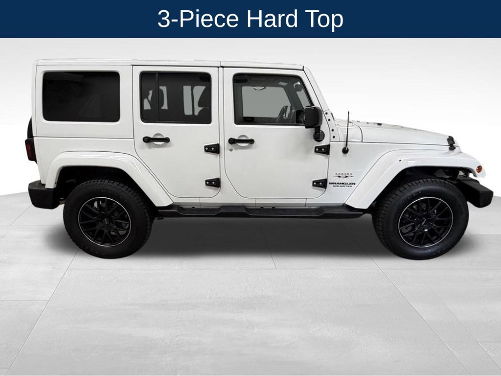 Used 2017 Jeep Wrangler Unlimited Sahara w/ Connectivity Group AWD/4WD image 7