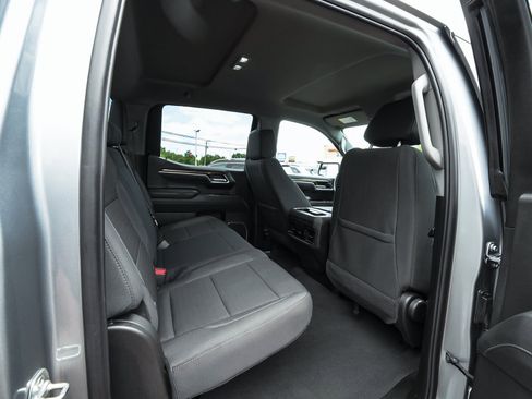 Used 2025 Chevrolet Silverado 1500 RST AWD/4WD image 38