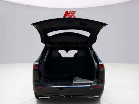 Used 2023 Buick Enclave Essence w/ Experience Buick Package FWD image 52
