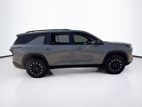 New 2026 Chevrolet Traverse Z71 w/ LPO, Floor Liner Package AWD/4WD image 5