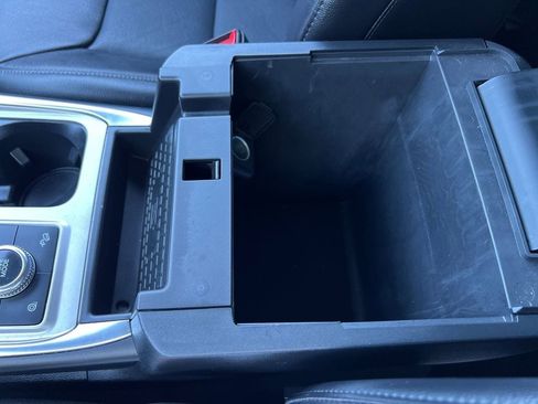 Used 2023 Ford Explorer Limited w/ Equipment Group 301A image 28