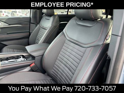 New 2026 Ford Explorer ST-Line w/ ST-Line Street Pack AWD/4WD image 11