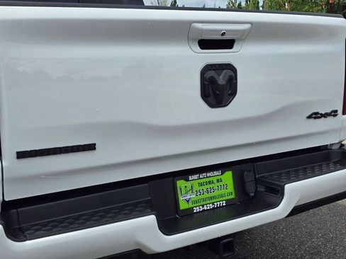 Used 2022 RAM 1500 Big Horn AWD/4WD image 16