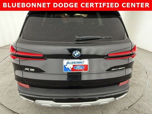 Used 2025 BMW X5 xDrive50e AWD/4WD image 4