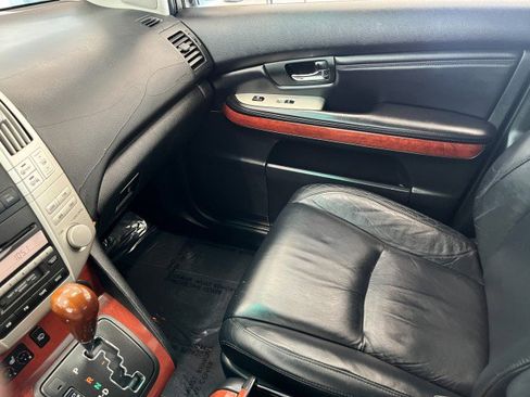 Used 2004 Lexus RX 330 AWD image 21