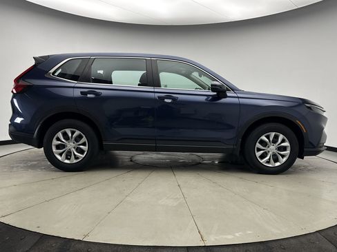 Used 2023 Honda CR-V LX image 4