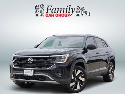 Used 2024 Volkswagen Atlas Cross Sport SE FWD image 1