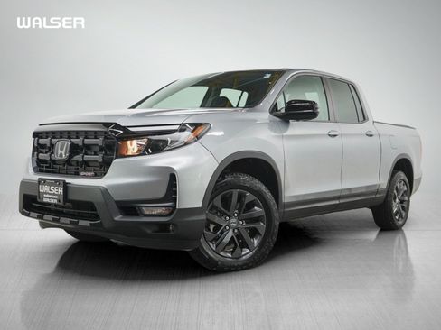 Used 2024 Honda Ridgeline Sport image 1