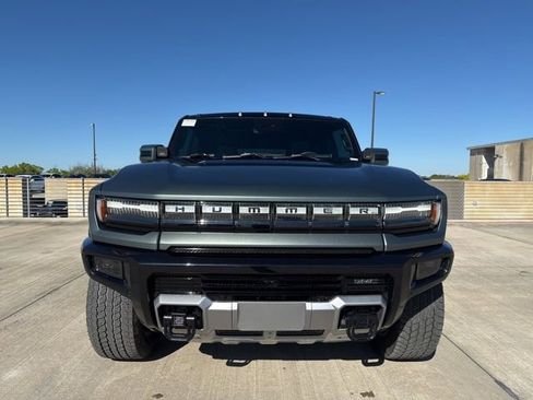 Used 2024 GMC Hummer EV 3X w/ LPO, Illumination Package image 8