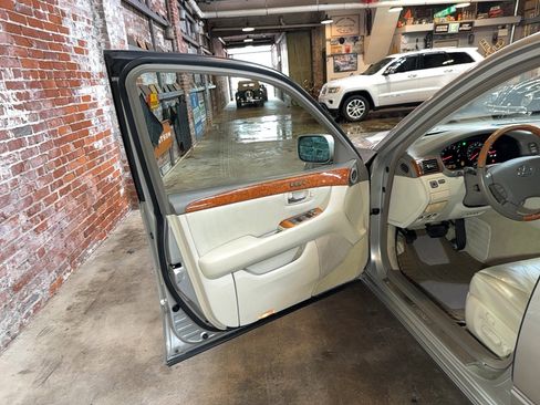 Used 2002 Lexus LS 430 image 13