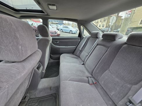 Used 2000 Toyota Avalon XLS image 19