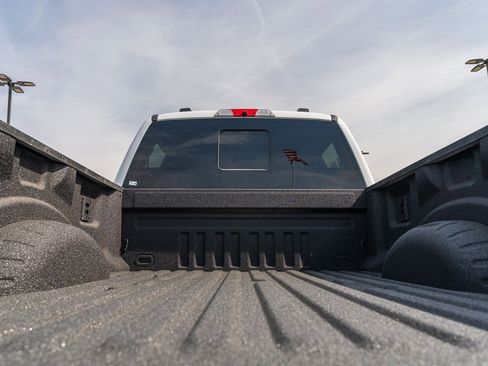 Certified 2024 Ford F250 Lariat image 17