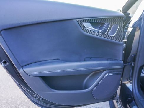 Used 2015 Audi RS 7 Prestige image 31