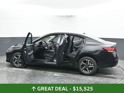 Used 2024 Nissan Sentra SV image 47