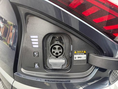 Used 2024 Kia EV6 Light AWD/4WD image 51