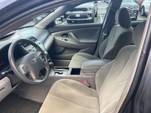 Used 2008 Toyota Camry LE image 8