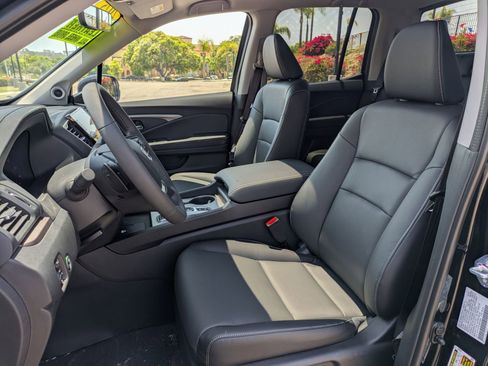 New 2025 Honda Ridgeline RTL image 34