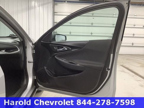 Used 2020 Chevrolet Malibu LS image 10