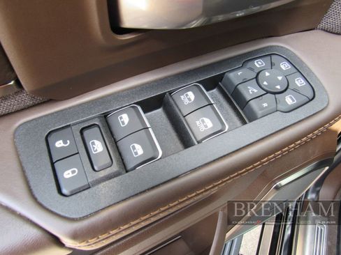 Used 2025 RAM 3500 Longhorn AWD/4WD image 15