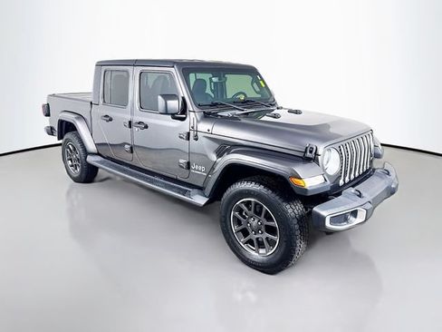 Used 2021 Jeep Gladiator Overland w/ Popular Equipment Package AWD/4WD image 3