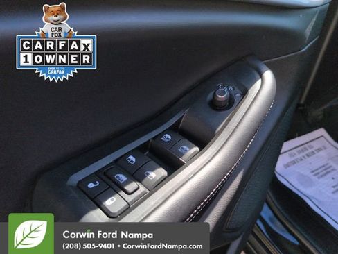Used 2025 Jeep Grand Cherokee Limited w/ Black Appearance Package AWD/4WD image 11